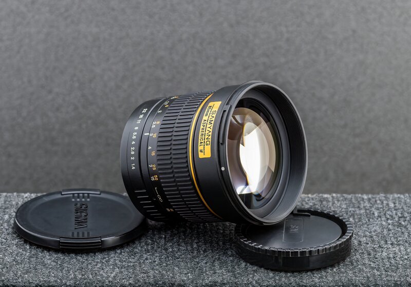 Obiectiv full frame Samyang 85mm f1.4 montura Sony A